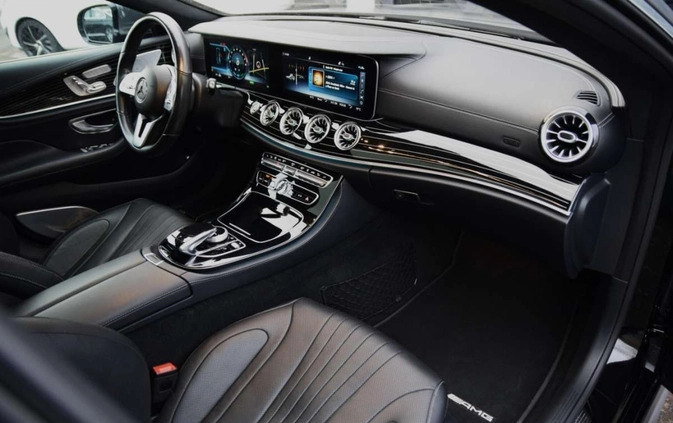 Mercedes-Benz CLS cena 229000 przebieg: 69300, rok produkcji 2019 z Staszów małe 781